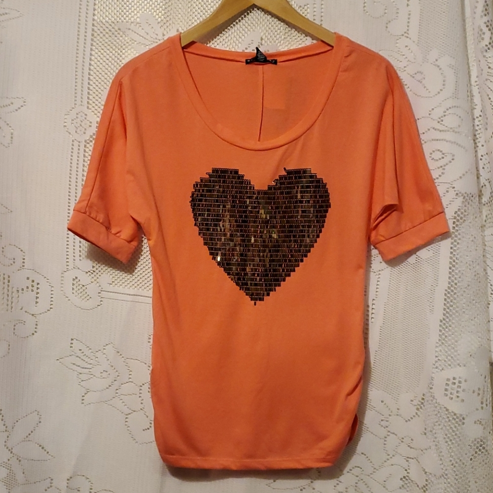 Eye candy sequened tee